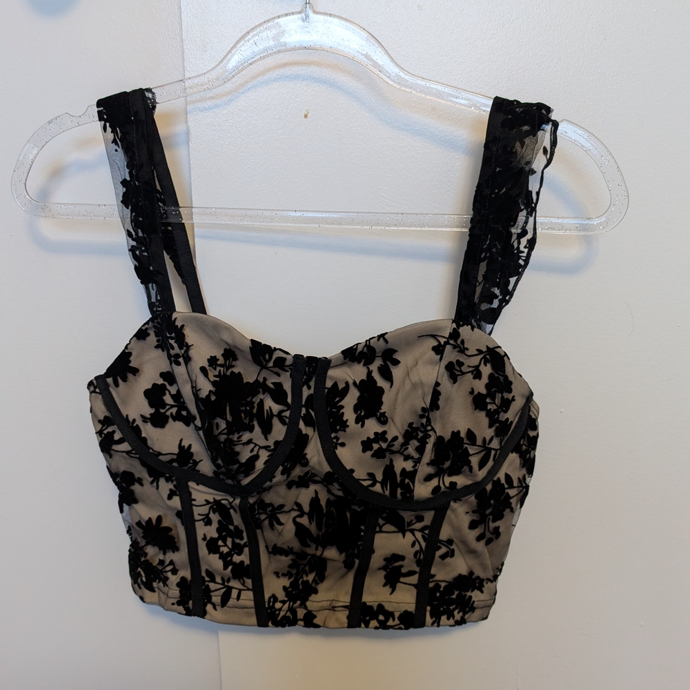 Black Floral Lace Crop Top
